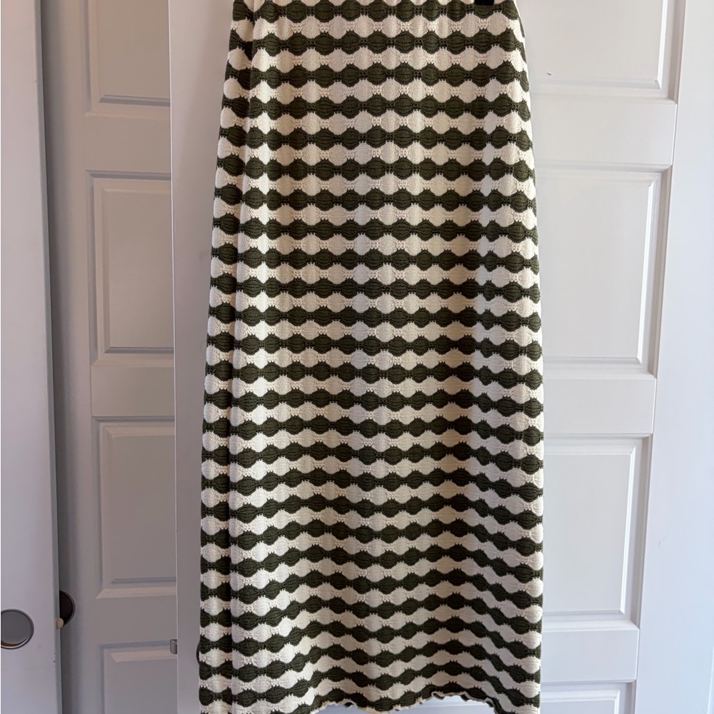 Topshop Green and Cream Patterned Midi/Maxi Skirt